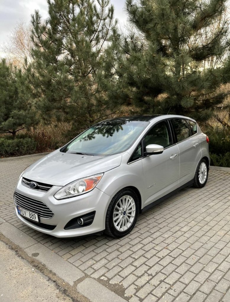 Аренда авто Ford C Max в Кишиневе - от 25 €/день- bradus.md