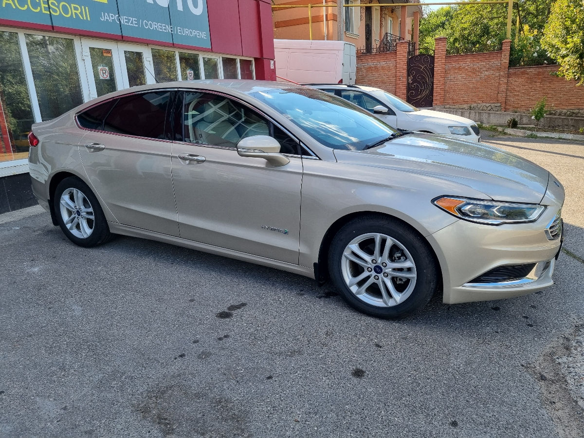 Ford Fusion Se 2019