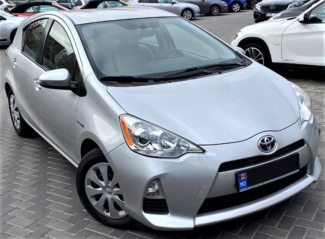 Prius C